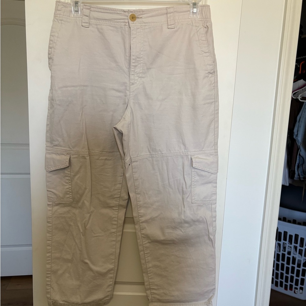 Women’s Tan Cargo Pants